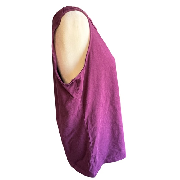 Sleeveless Burgundy T-Shirt Sz XL - Picture 6 of 14